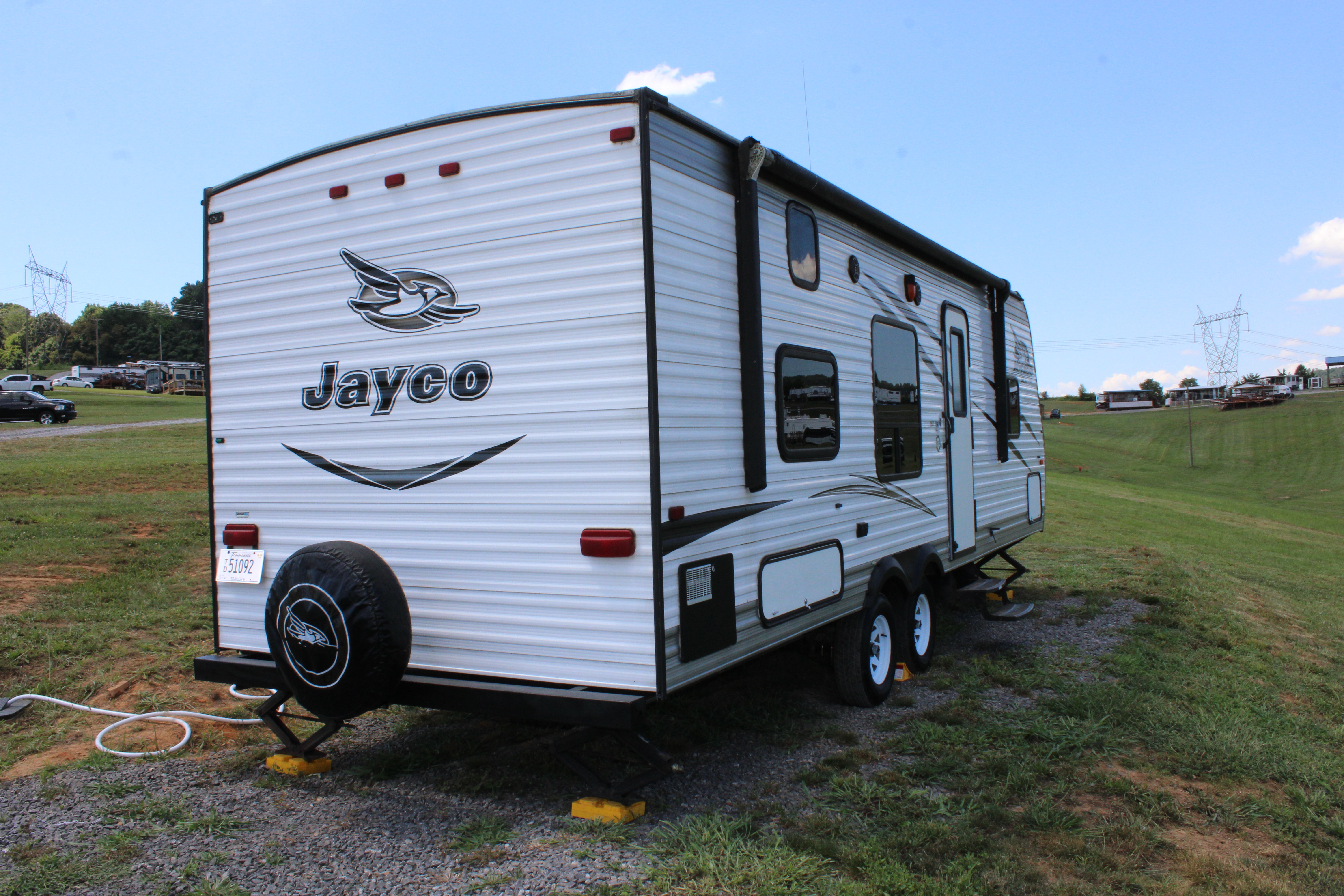 "Sweet Escape" Jayco Jay Flight Sleeps 10 Kid and Pet Friendly