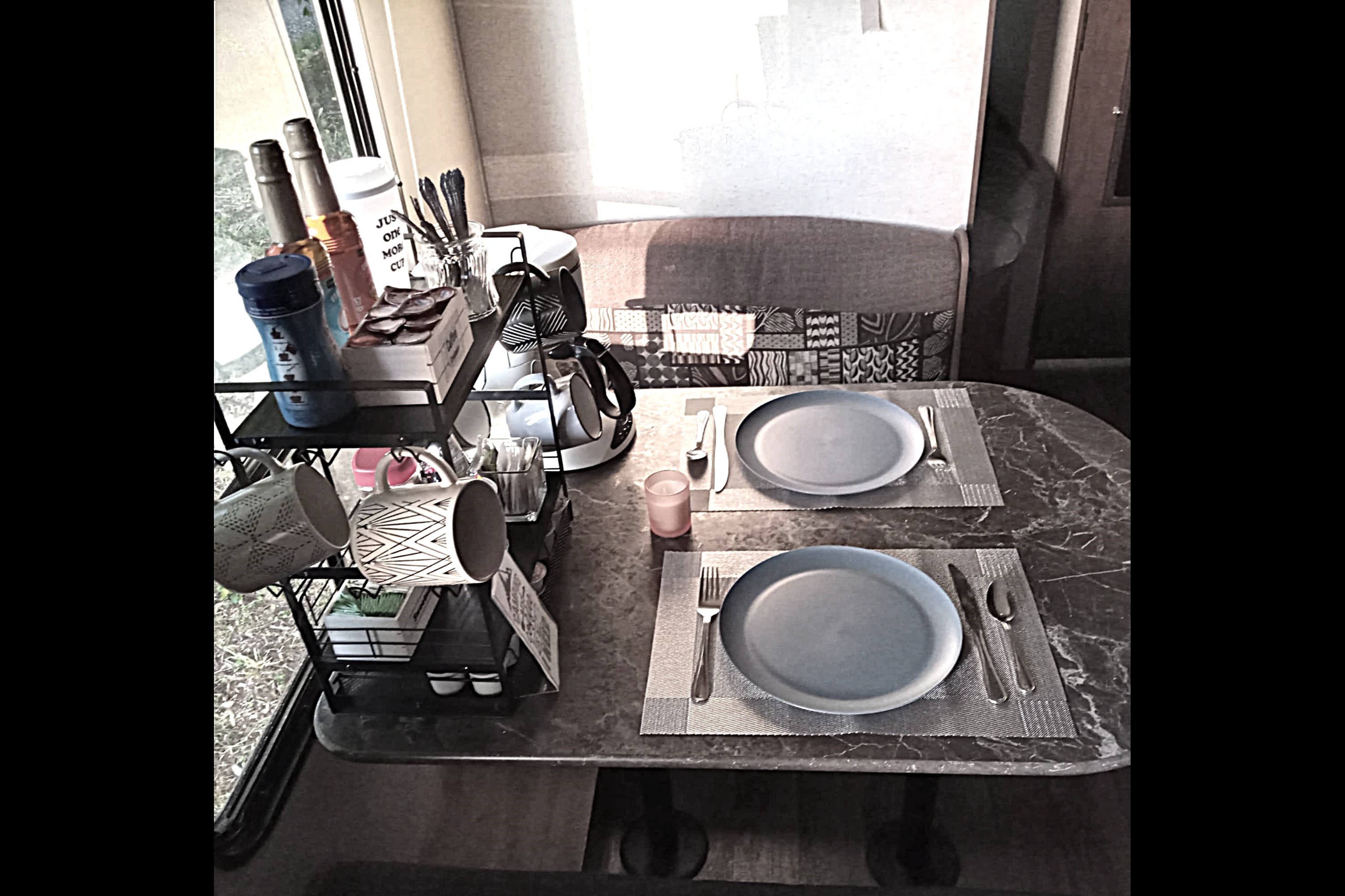 "Sweet Escape" Jayco Jay Flight Sleeps 10 Kid and Pet Friendly