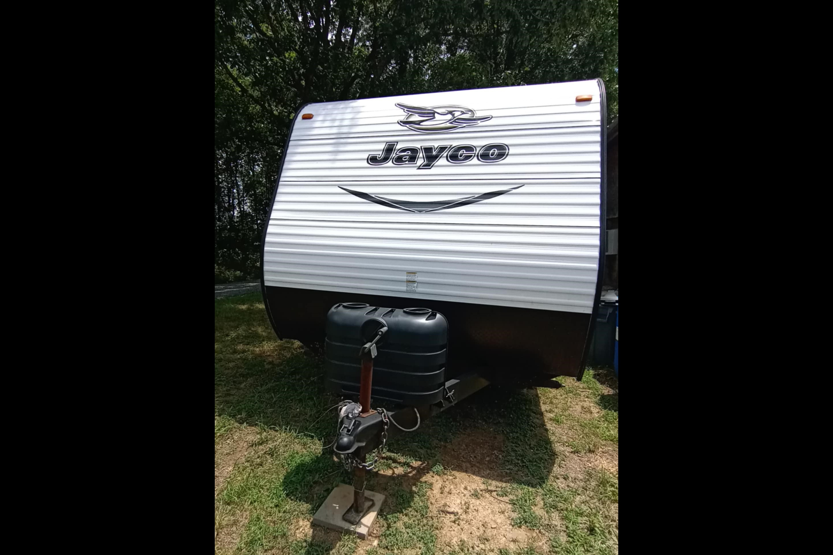 "Sweet Escape" Jayco Jay Flight Sleeps 10 Kid and Pet Friendly