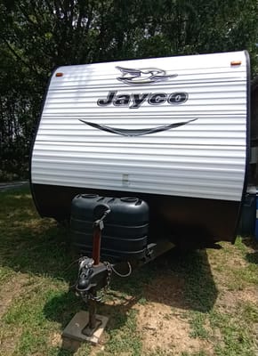"Sweet Escape" Jayco Jay Flight Sleeps 10 Kid and Pet Friendly
