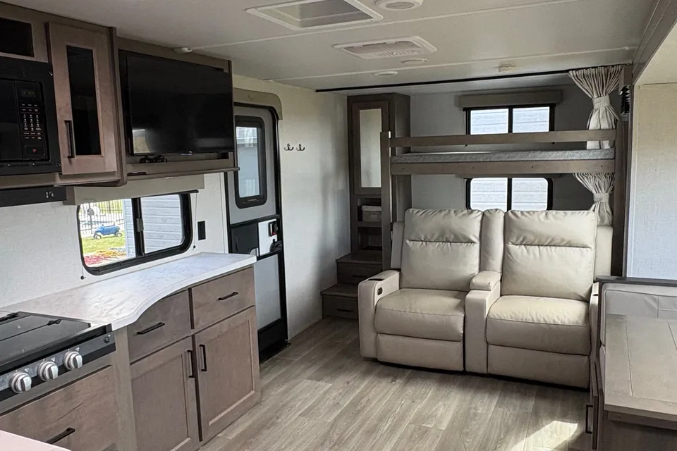 Grand Design Transcend 265BHT