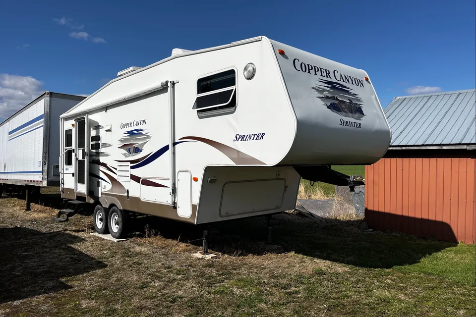 Jasmyn's Keystone Copper Canyon Fifth Wheel