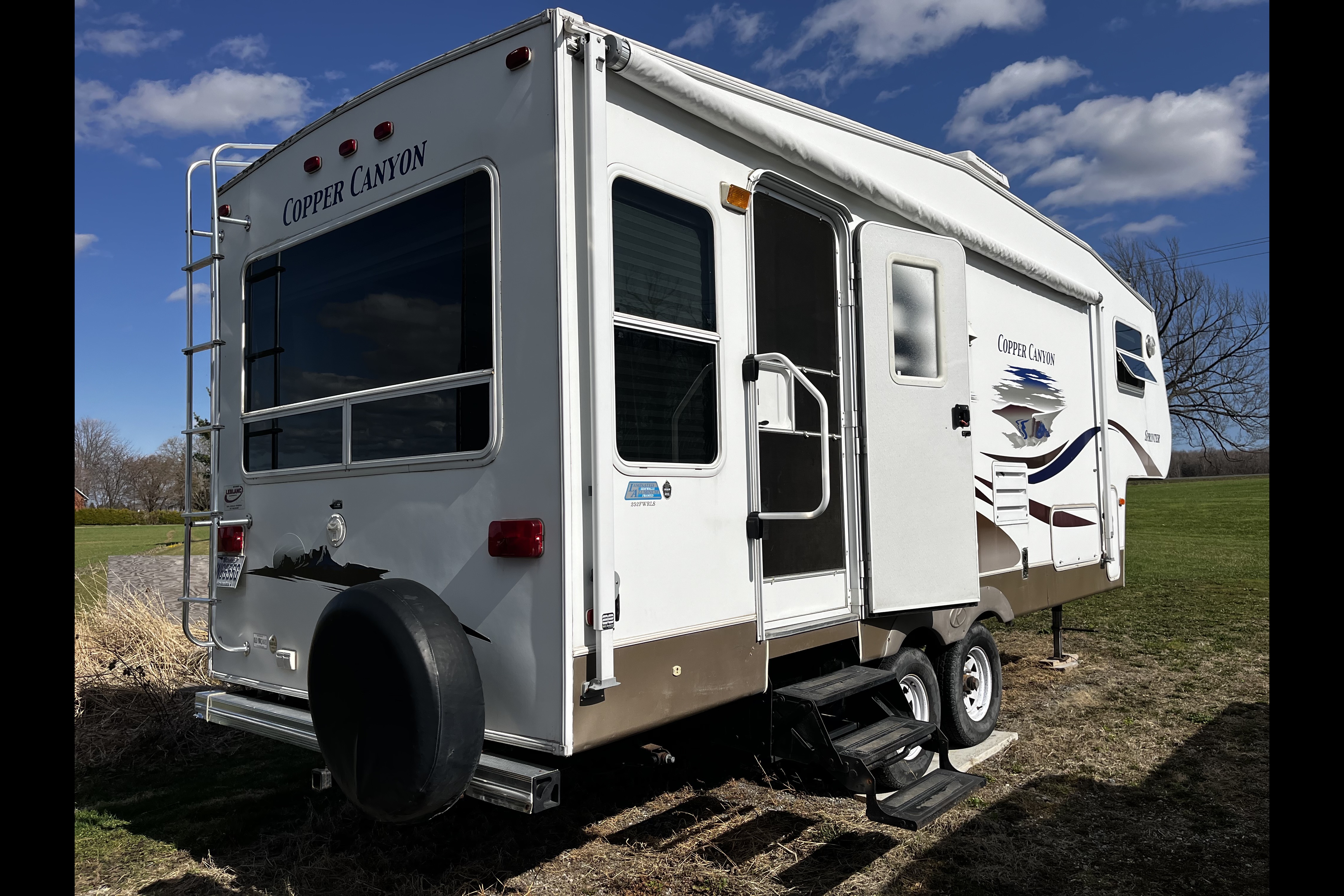 Jasmyn's Keystone Copper Canyon Fifth Wheel