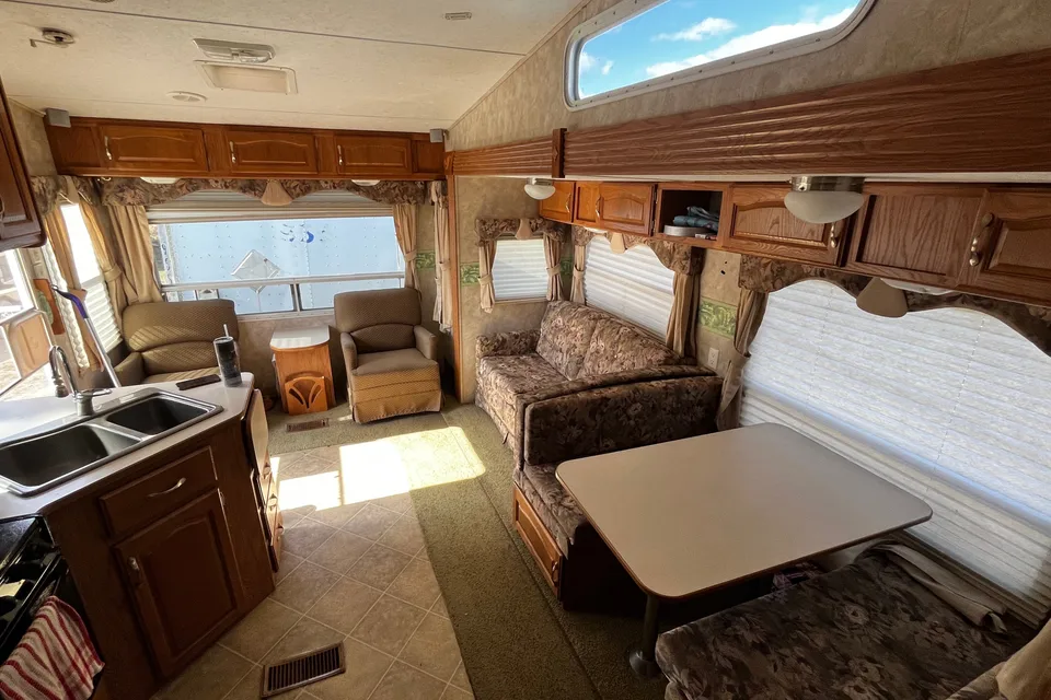 Jasmyn's Keystone Copper Canyon Fifth Wheel