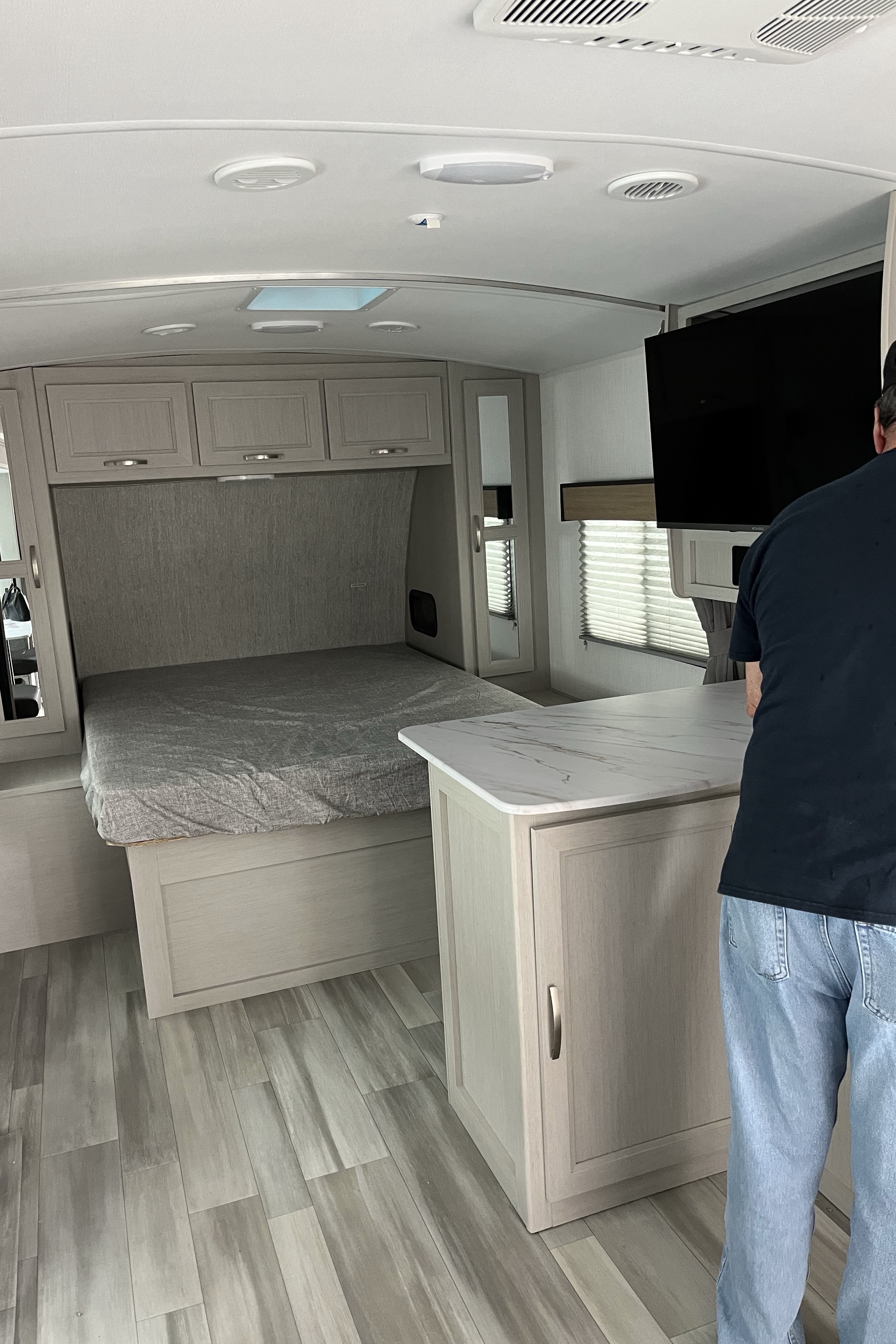 Richard's Cruiser RV Embrace EL22RB Travel Trailer