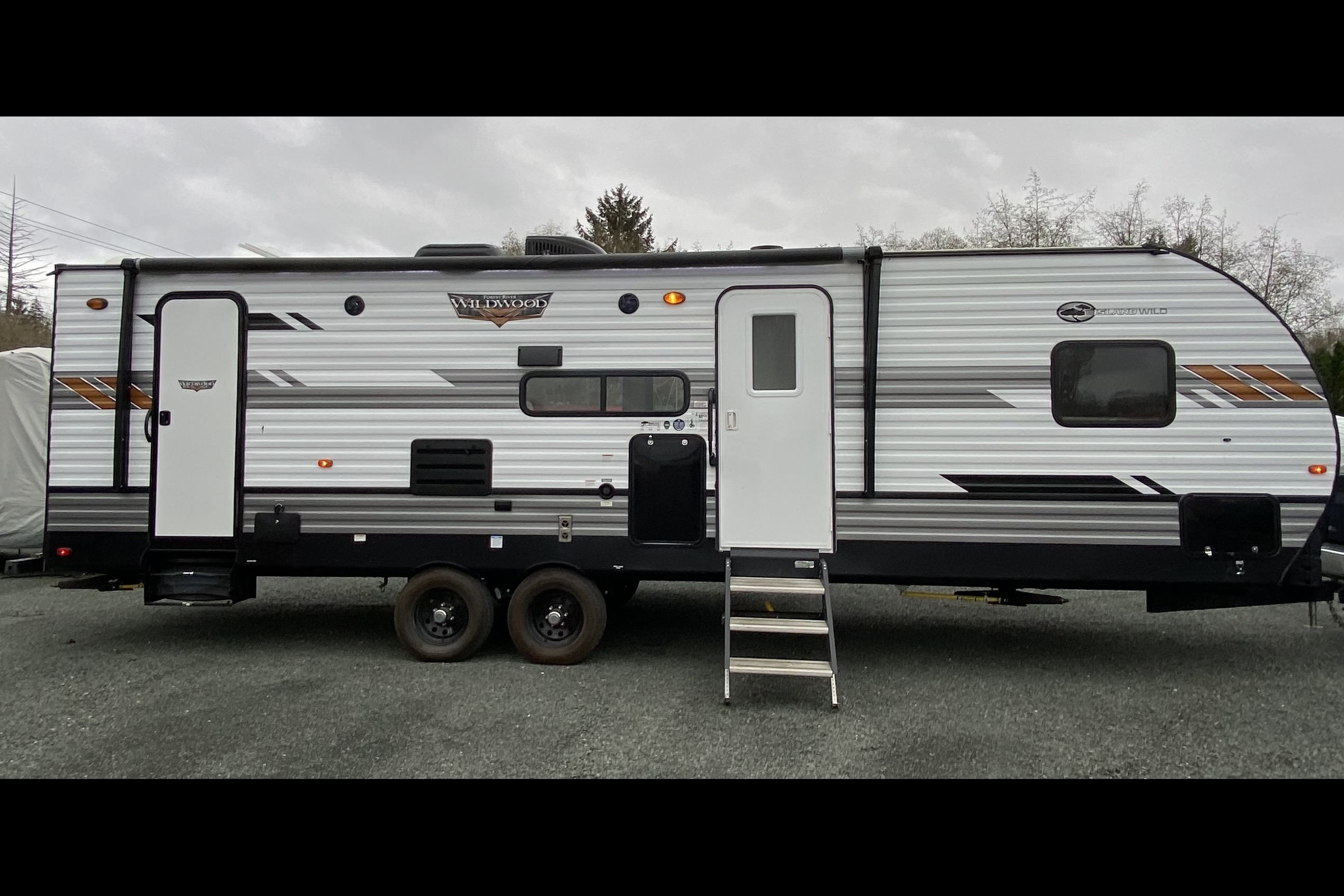 Mac,s Wildwood 26DBUD Travel Trailer