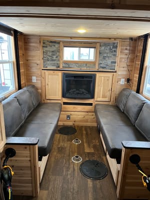 All Seasons Rent-All X22 RV Series Fish Houses