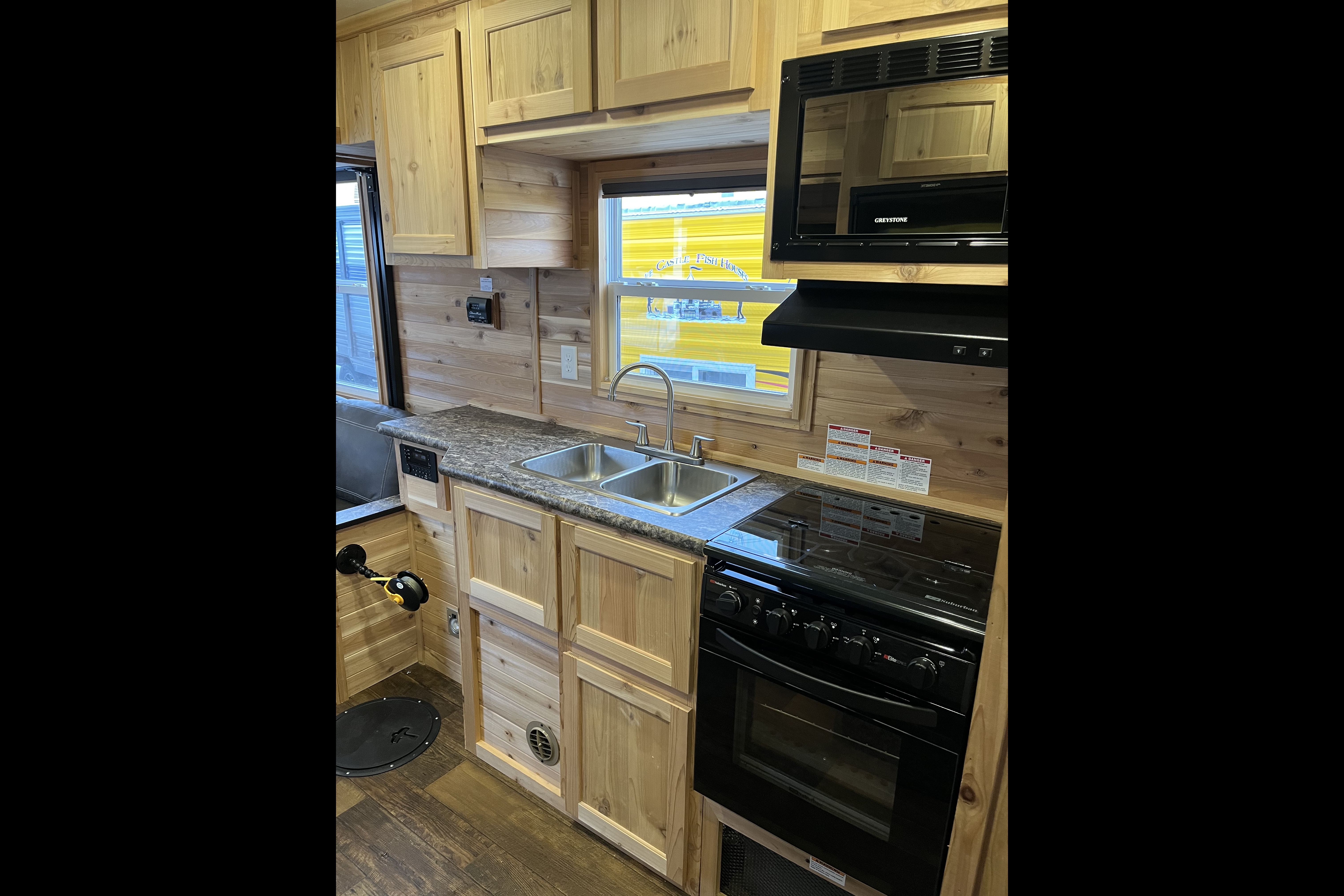 All Seasons Rent-All X22 RV Series Fish Houses