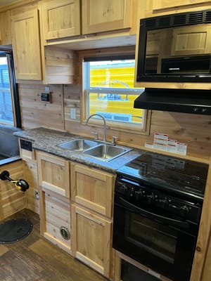 All Seasons Rent-All X22 RV Series Fish Houses