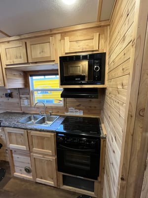 All Seasons Rent-All X22 RV Series Fish Houses
