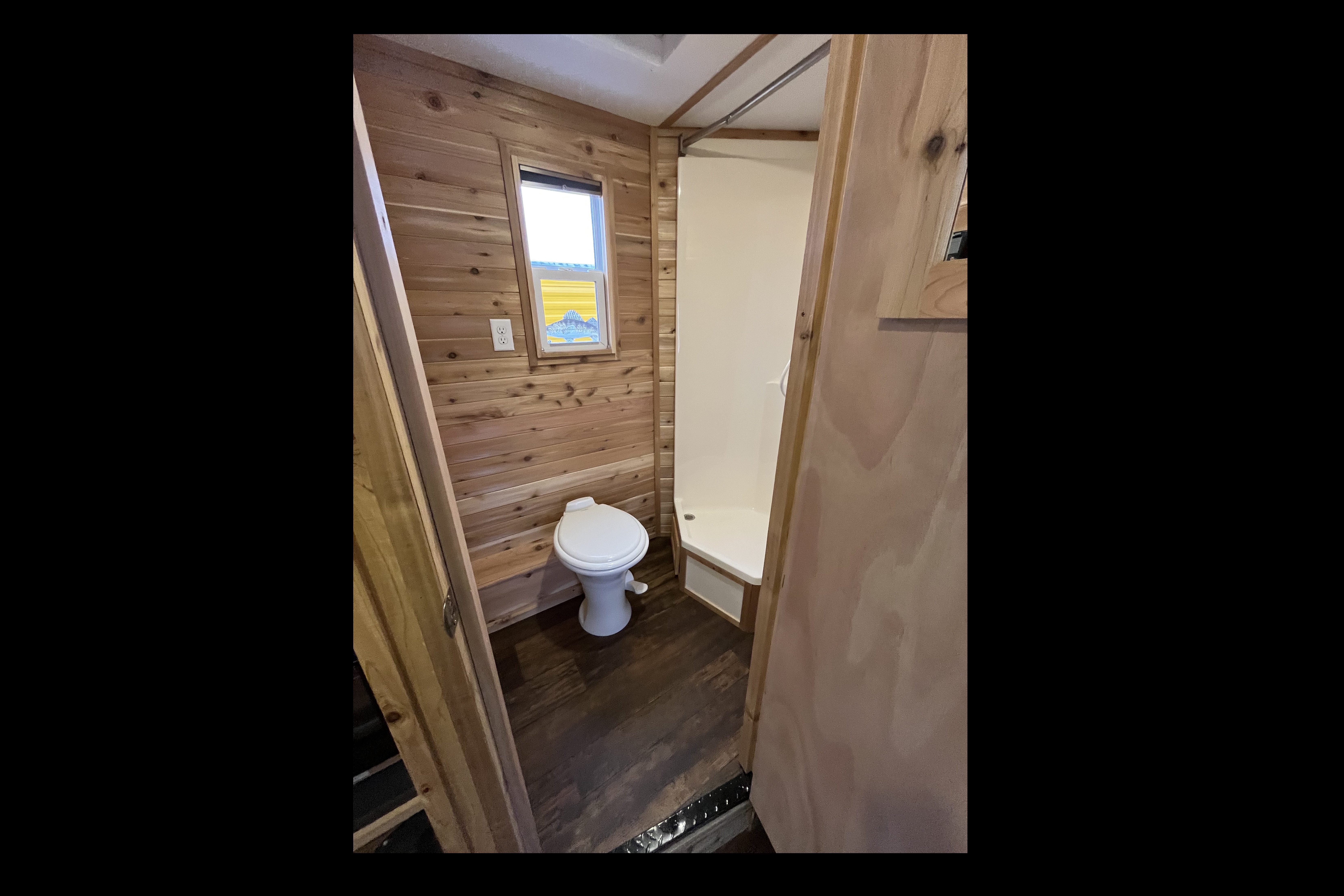 All Seasons Rent-All X22 RV Series Fish Houses