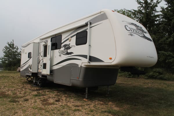 Luxury Newmar Cypress Fifth Wheel