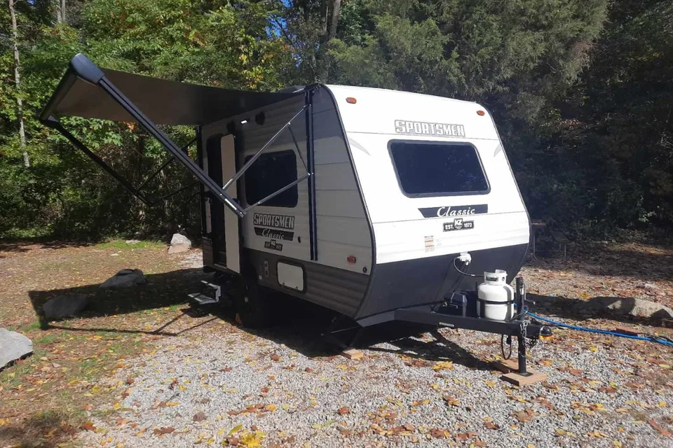 Jason's KZ Sportsmen Classic 130RB Travel Trailer