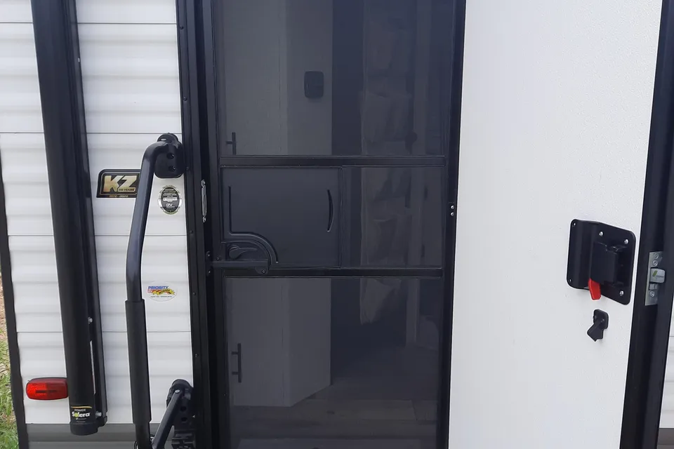 Jason's KZ Sportsmen Classic 130RB Travel Trailer