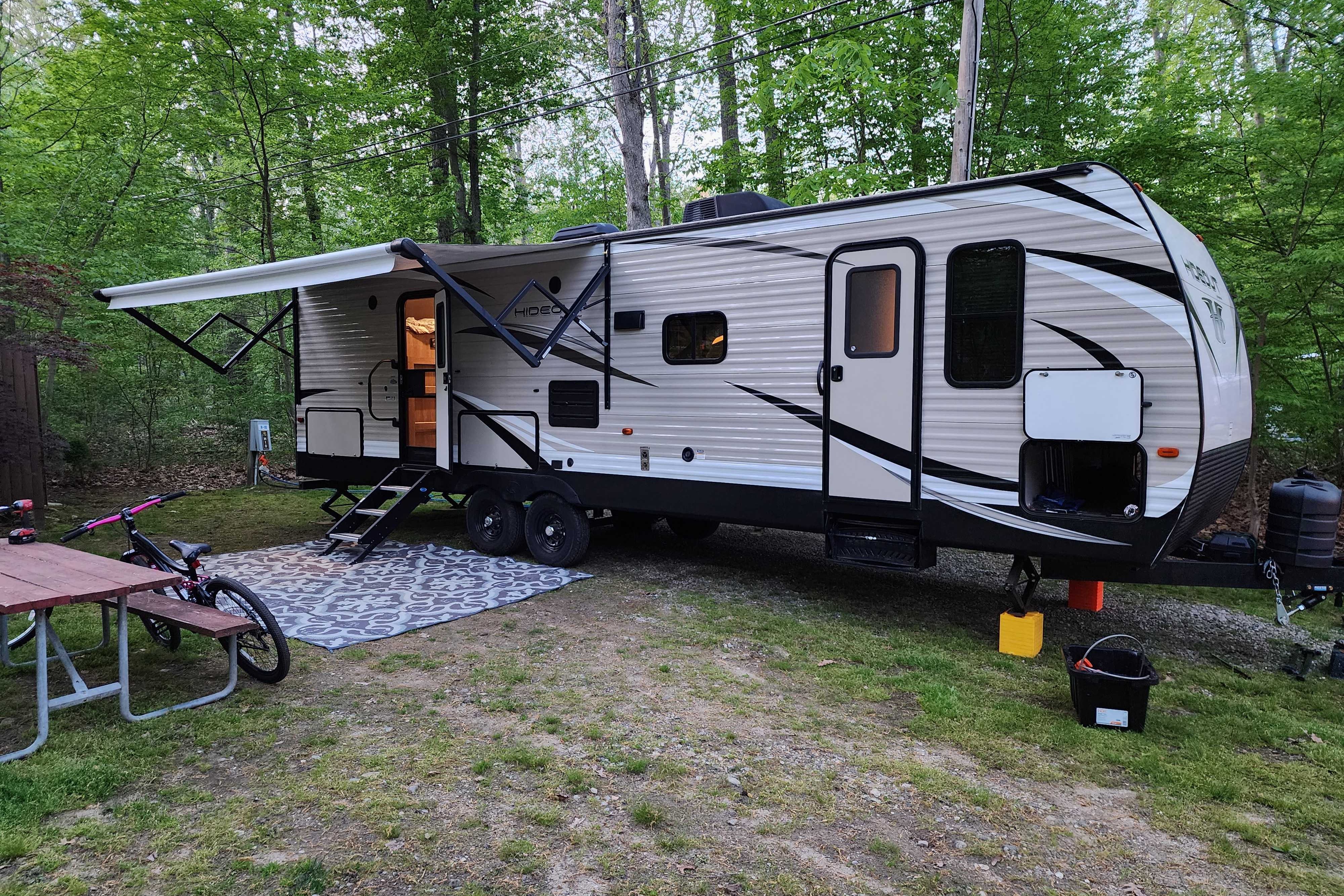 Andrew 's Keystone Hideout Travel Trailer