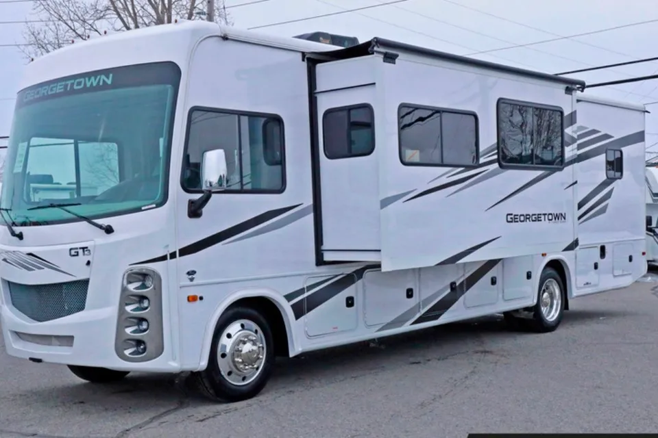 Kevin's Forest River Georgetown GT3 Class A