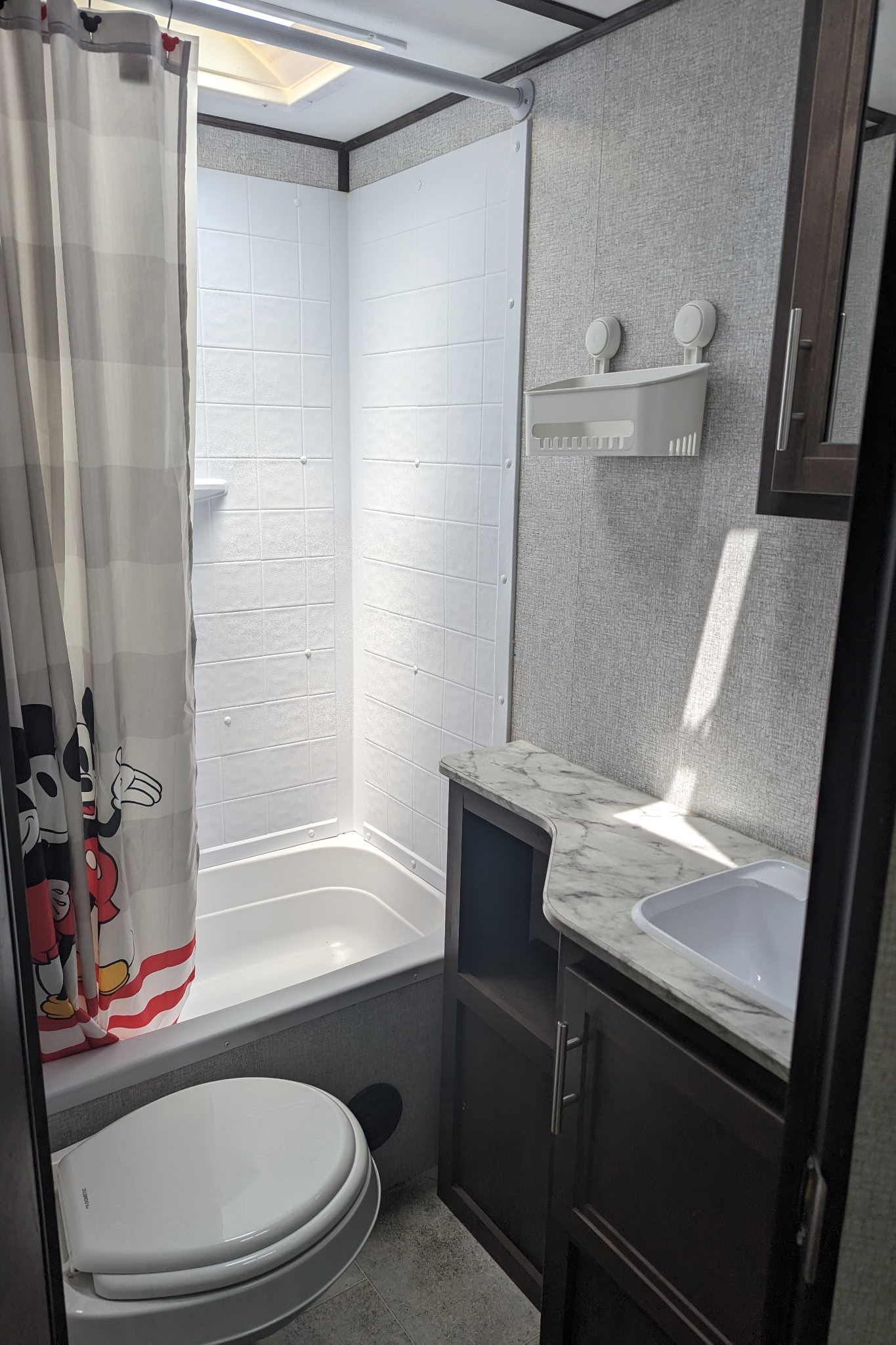 Tyler's Coleman Dutchman Lite 2455BH Travel Trailer
