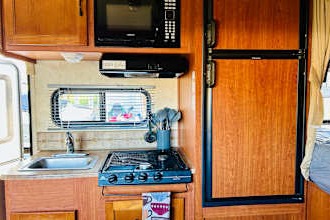 Rob's Coachmen Freelander Class C