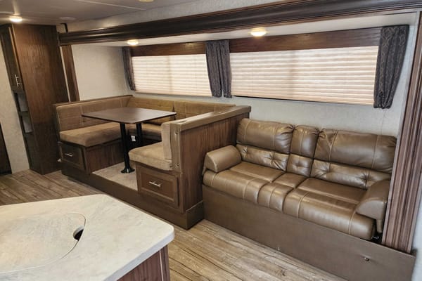 Let's Hookup Rentals