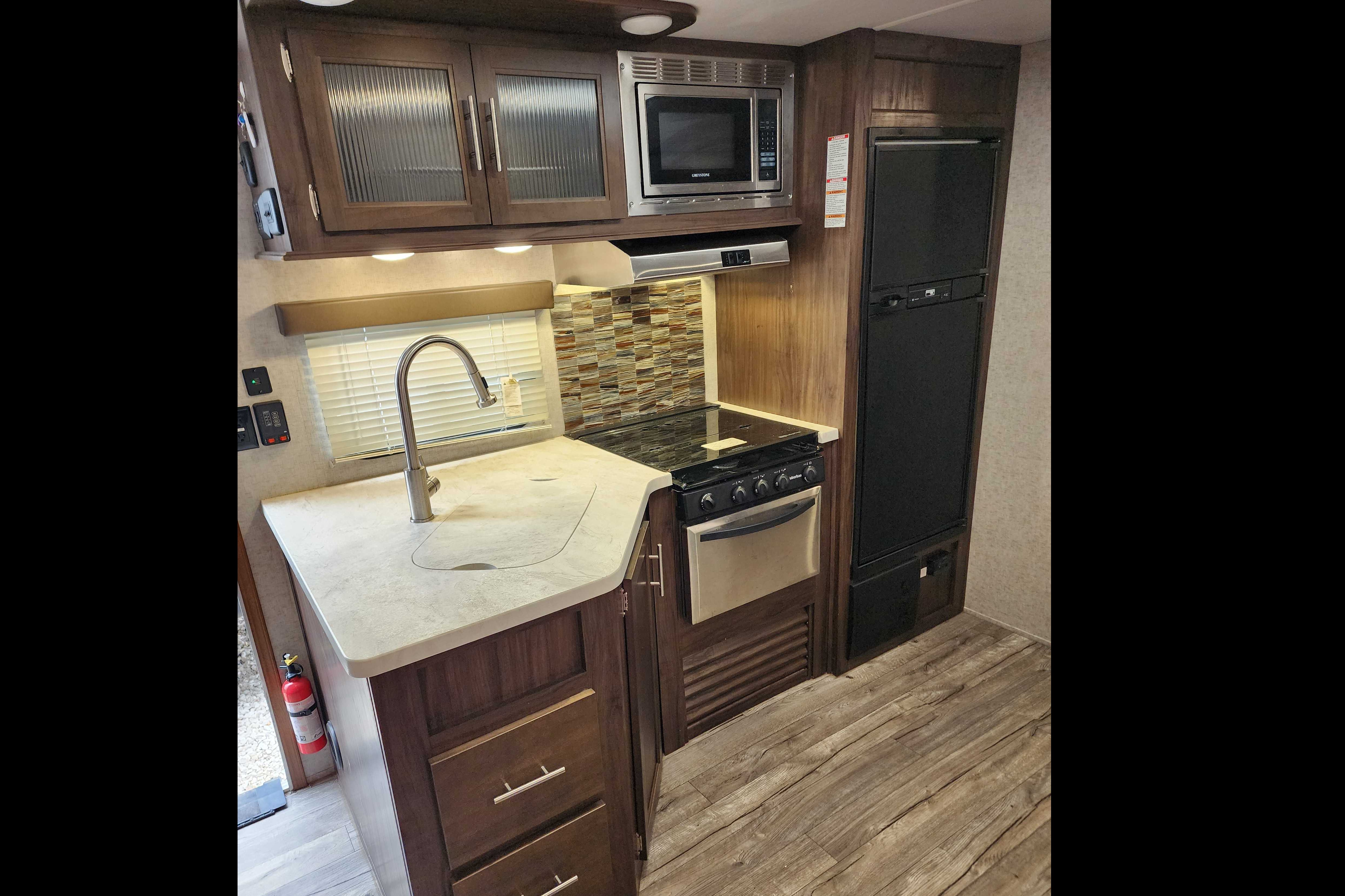 Let's Hookup Rentals