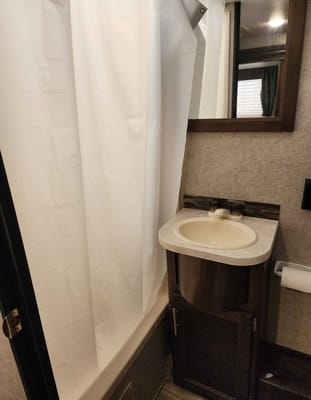 Let's Hookup Rentals