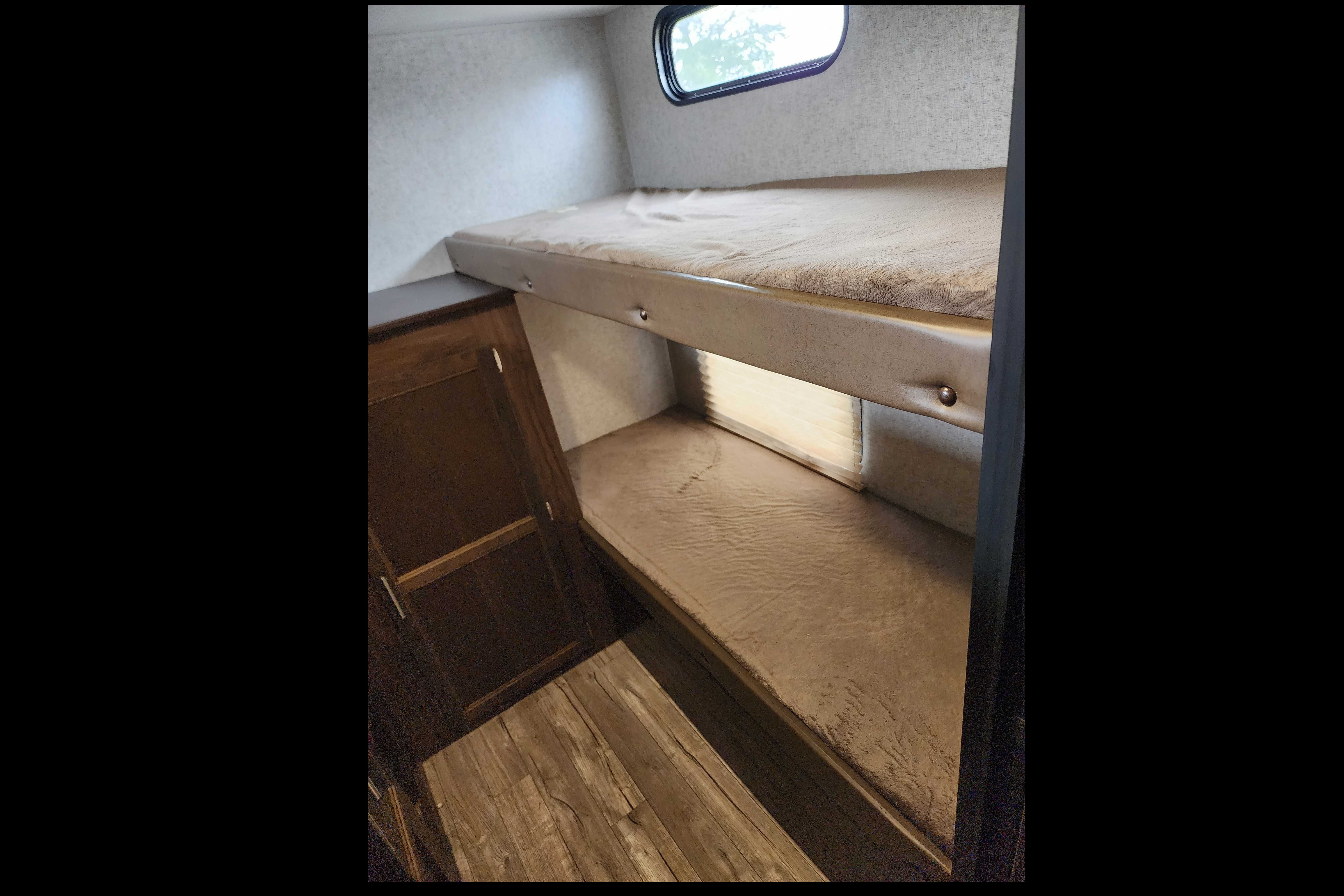 Let's Hookup Rentals