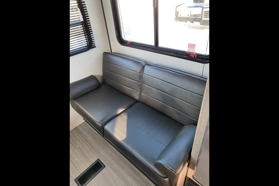Greg's 2021 Keystone Hideout 202RD Travel Trailer