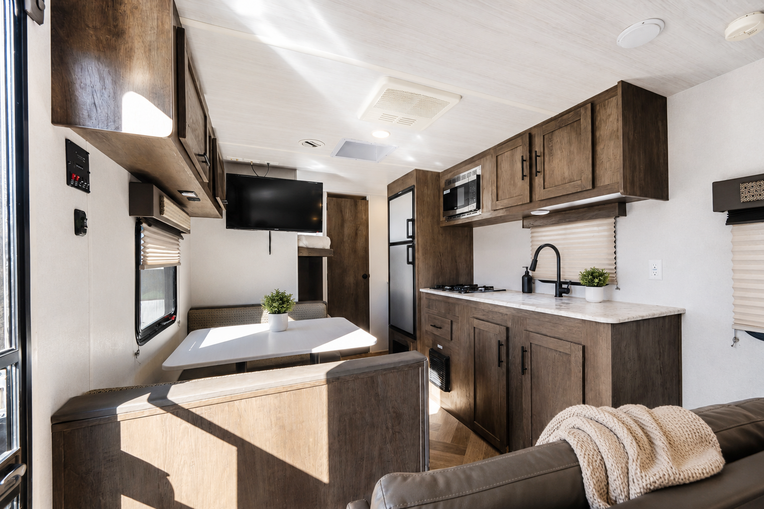 (#7) 2020 Ultra Light Bunkhouse Trailer -Sleep 8, Burning Man, EDC