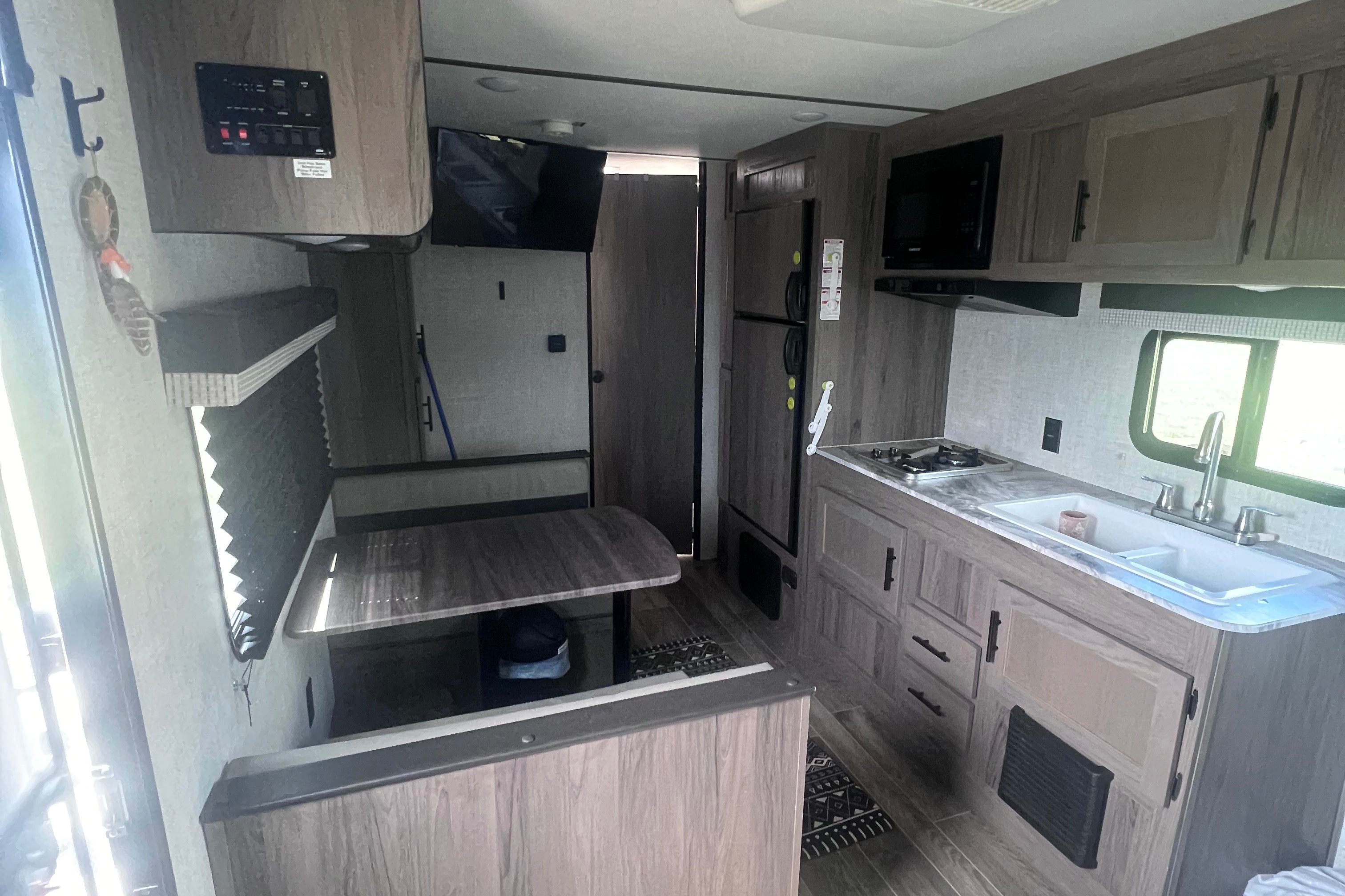 Chris and Keighleys Gulf Stream Ameri-lite 241rb Travel Trailer