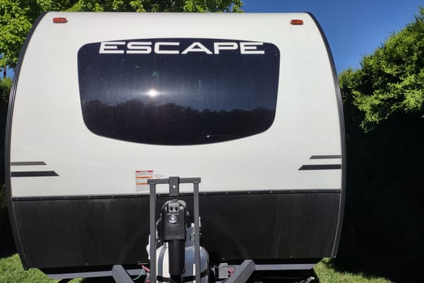 Off-Grid Escaper