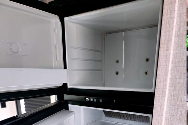 Off-Grid Escaper