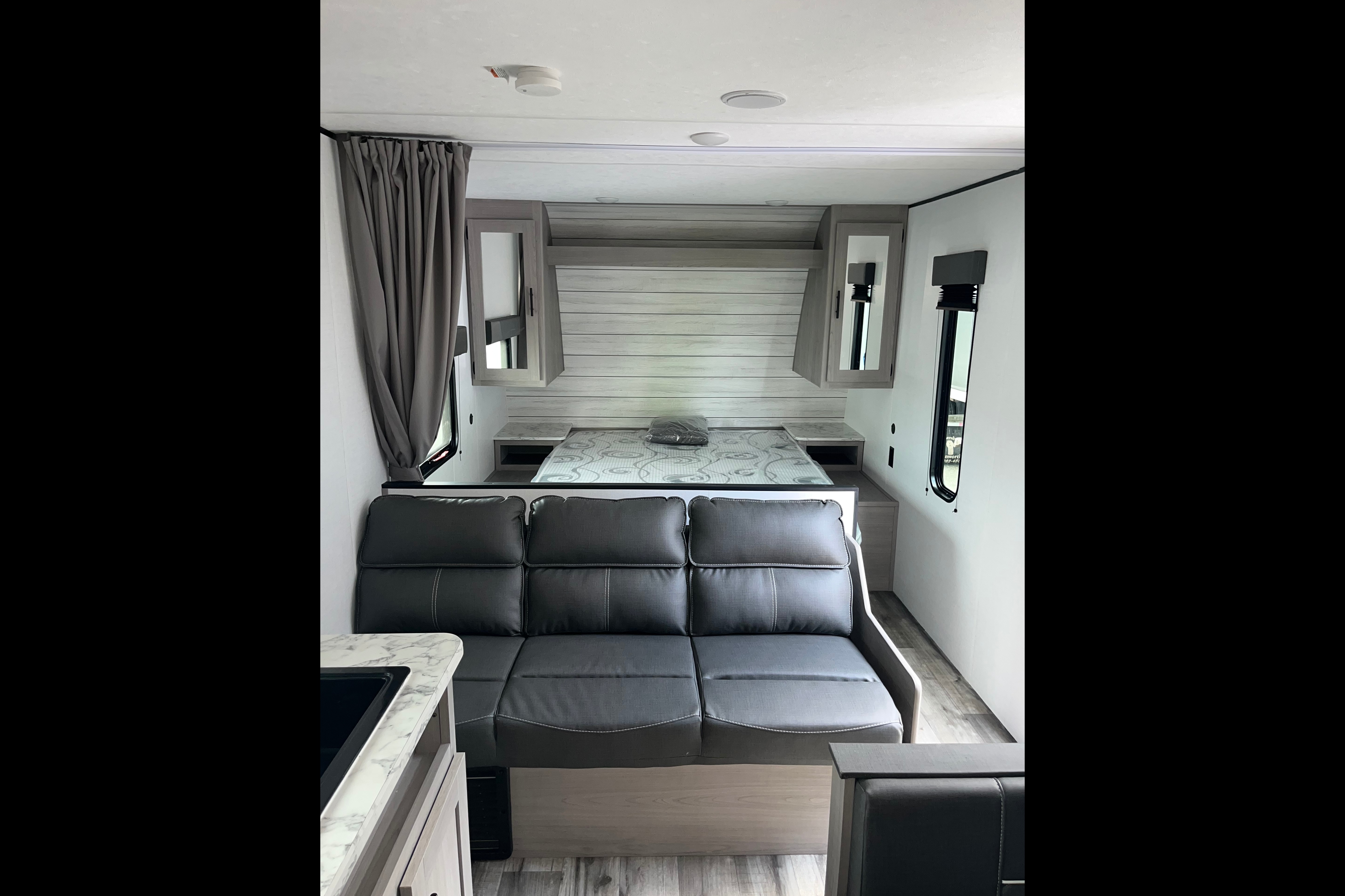 RoamReady VH Coleman 274BH Travel Trailer