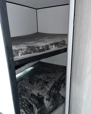 RoamReady VH Coleman 274BH Travel Trailer