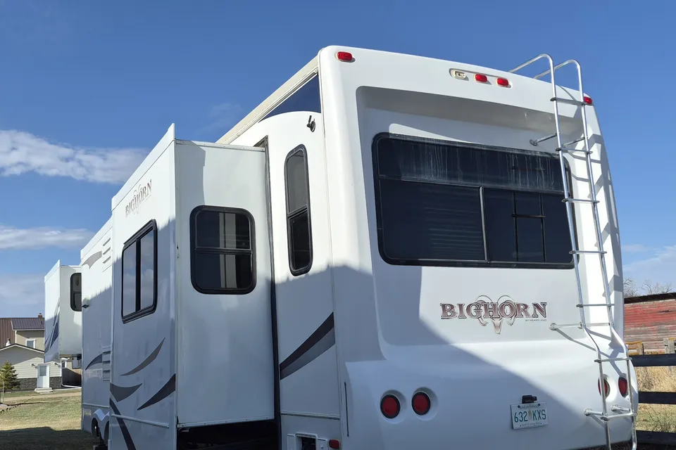Murray's Heartland BigHorn Fifth Wheel