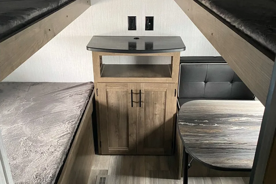 Lesley's Heartland Pioneer Travel Trailer
