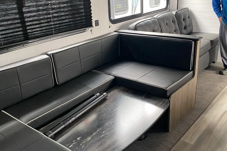 Lesley's Heartland Pioneer Travel Trailer