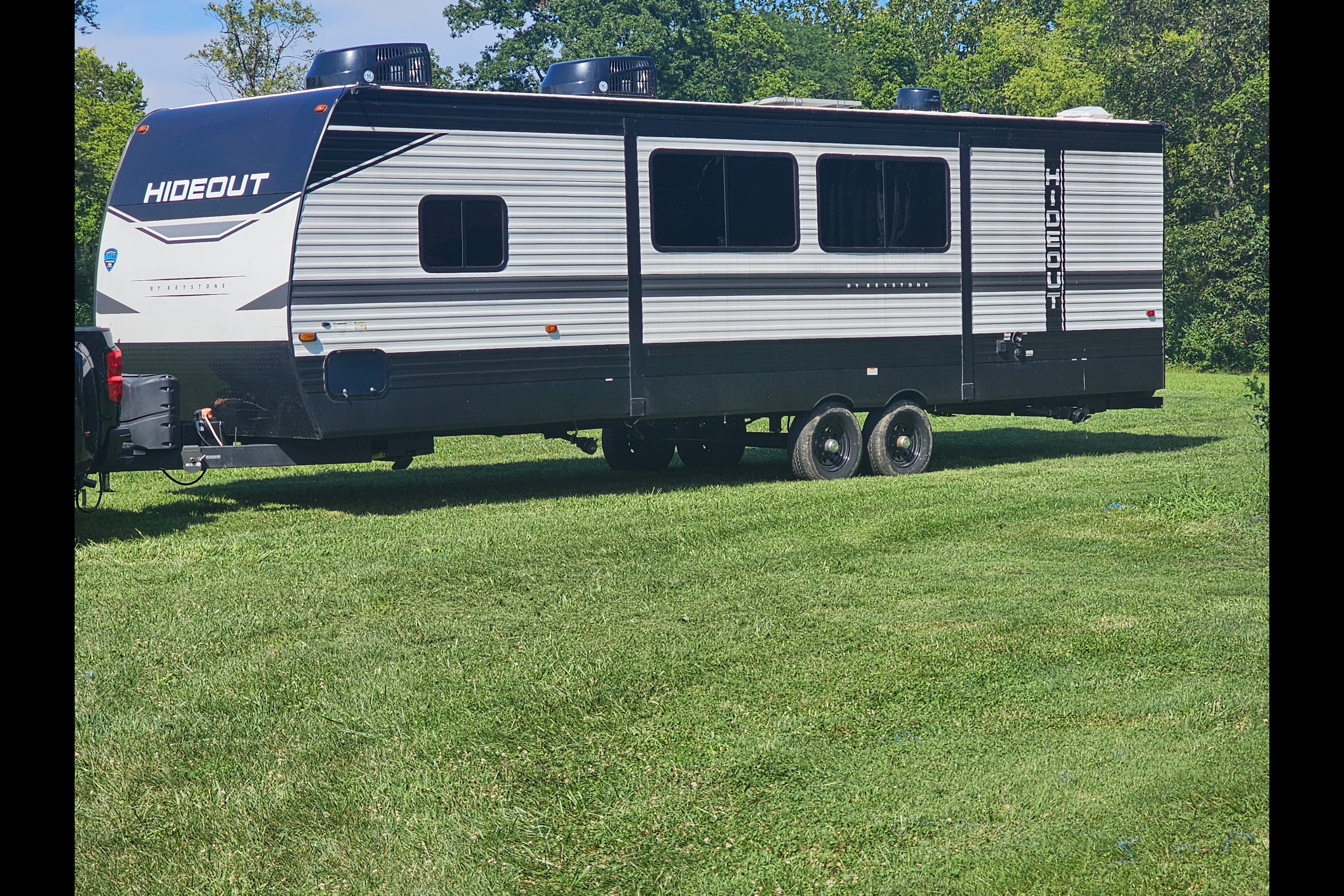 Aaron's Keystone Hideout Travel Trailer