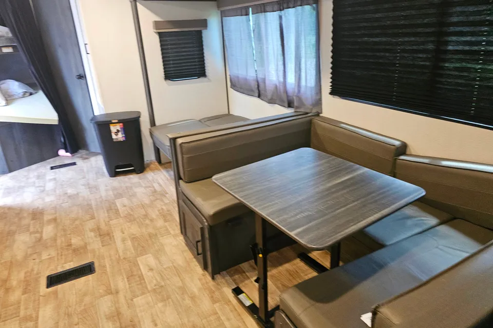 Aaron's Keystone Hideout Travel Trailer