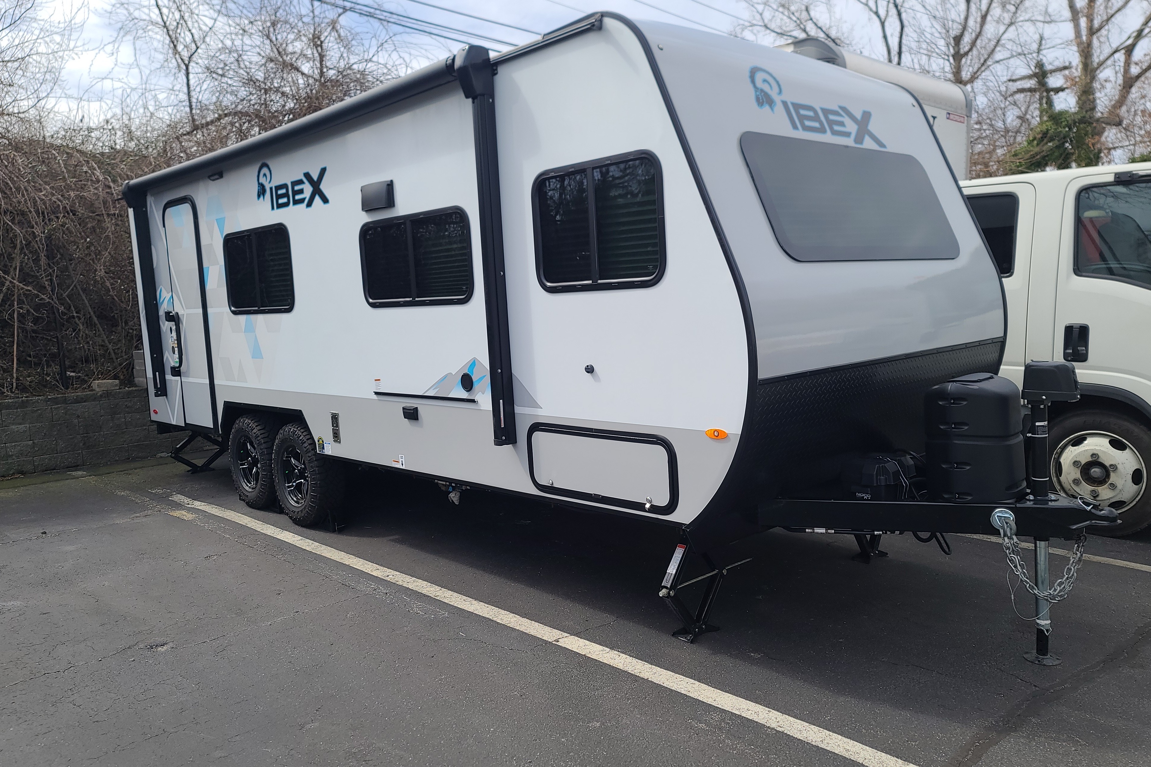 Mo and Jenn's Ibex Toy Hauler