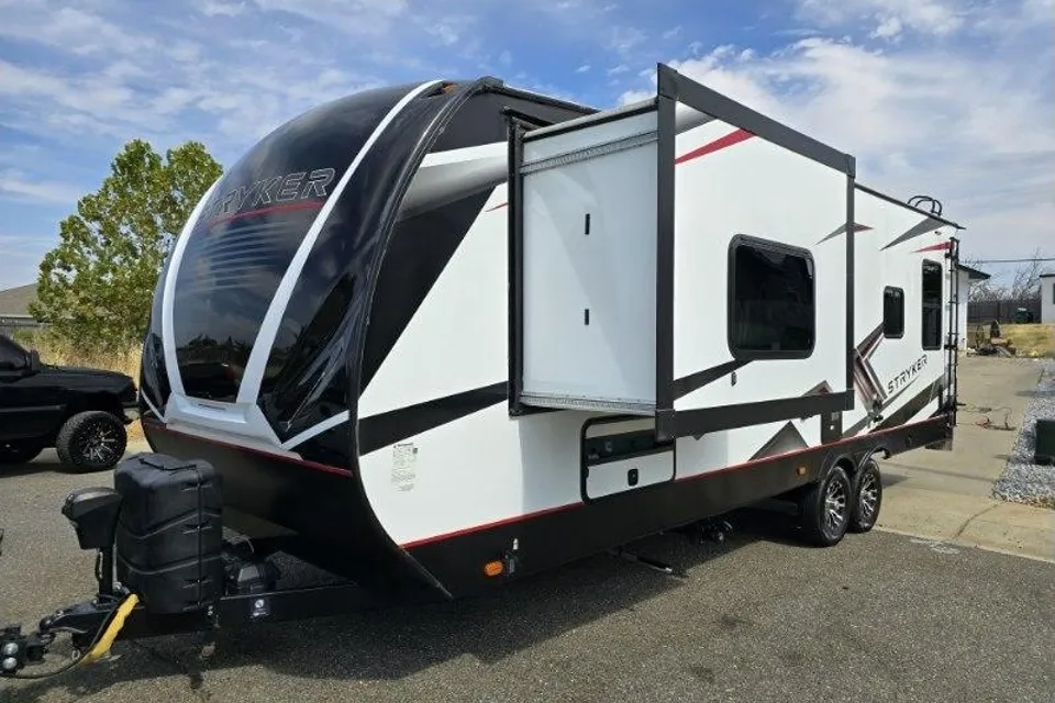 Austin's Cruiser RV Stryker2714 Toy Hauler