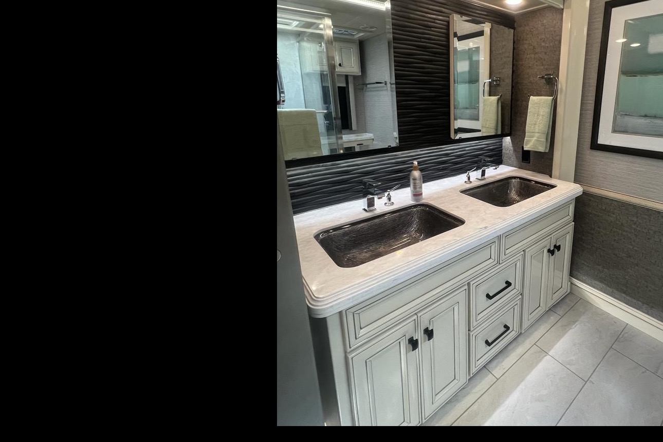 2020 Luxury Tiffin RV Delivery to Disney/Daytona/ Space Cost Campgrounds