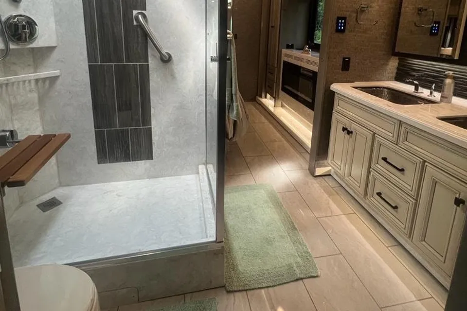 2020 Luxury Tiffin RV Delivery to Disney/Daytona/ Space Cost Campgrounds