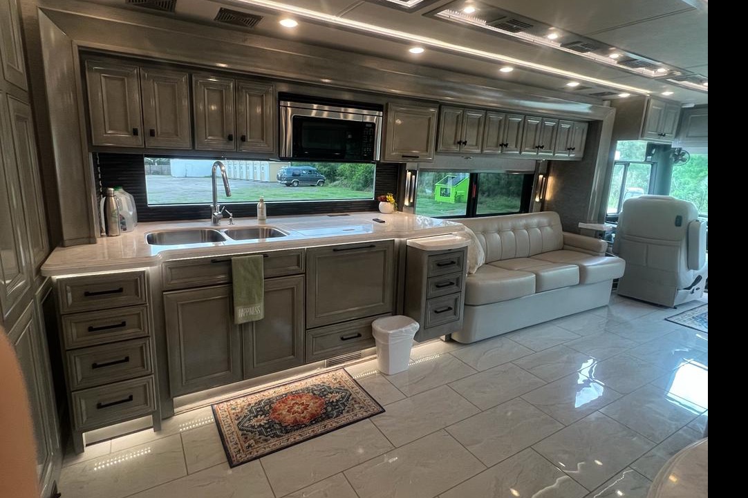 2020 Luxury Tiffin RV Delivery to Disney/Daytona/ Space Cost Campgrounds