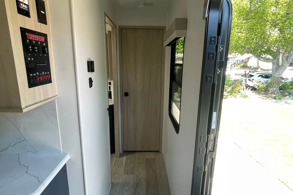 Winnebago Voyage Travel Trailer (Rolling Freedom Travels)