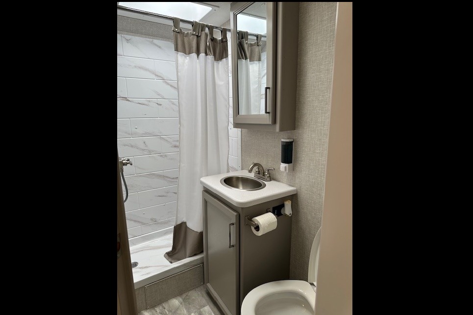 Nyler's Rolling AirBnB