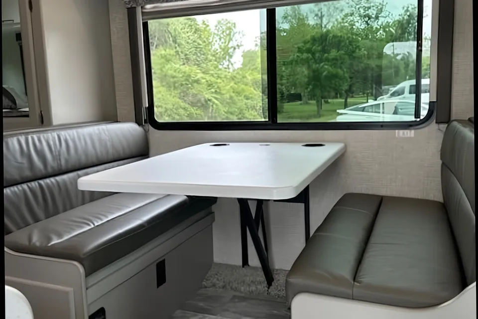 Nyler's Rolling AirBnB