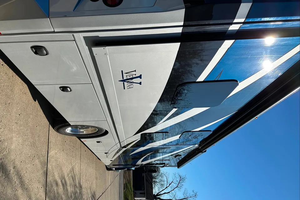 Kelly's Renegade Verona 40vbh Super C