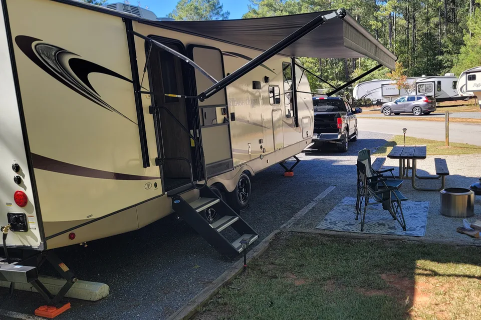 Kenneth and Melisia's Forest River Heritage Glen 25RBHL Travel Trailer