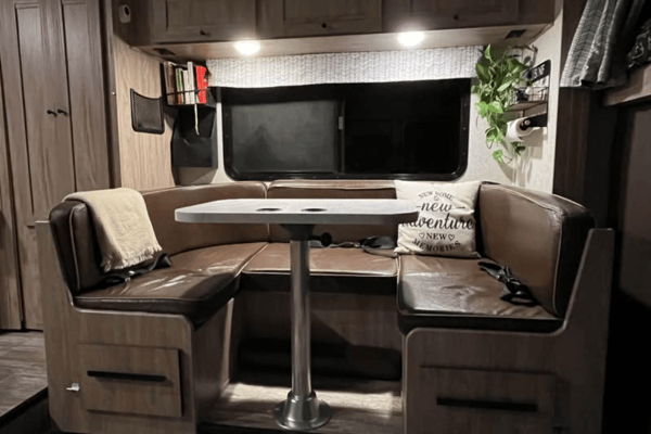 Forest River Ford E-450 Classe C 24 pieds