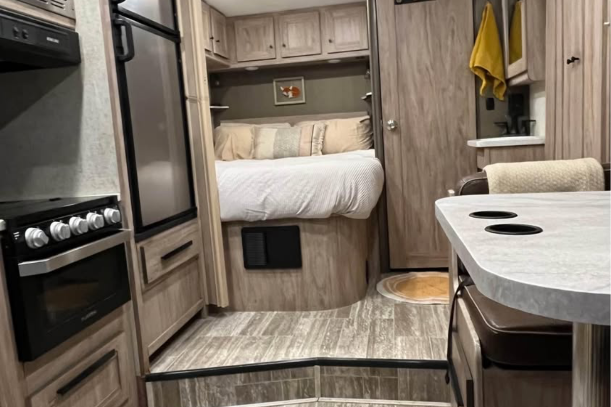 Forest River Ford E-450 Classe C 24 pieds